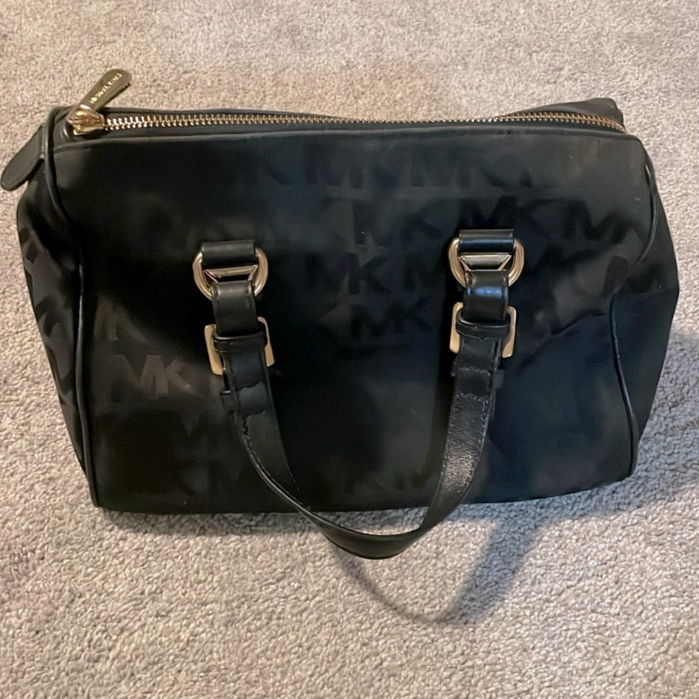 Black Michael Kors Grayson Hangbag